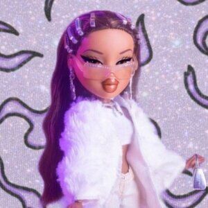 ♕FEEL FREE TO MAKE OFFERS OR BUNDLE WITH A ITEMS FROM MY CLOSET♕